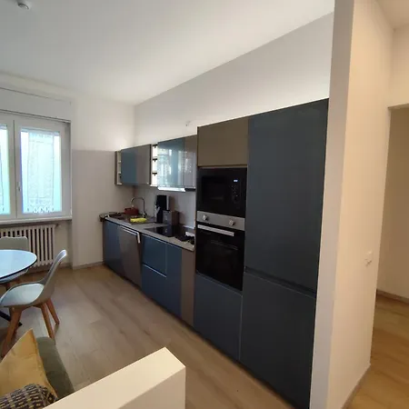 Apartment Casa Ghirardelli - Bilo Ristrutturato Zona Stadio Bgo Santa Caterina Bergamo